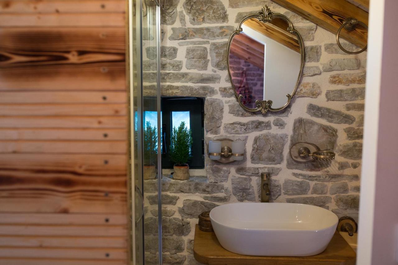 Rustical Holiday Resort Olea Имотски Екстериор снимка