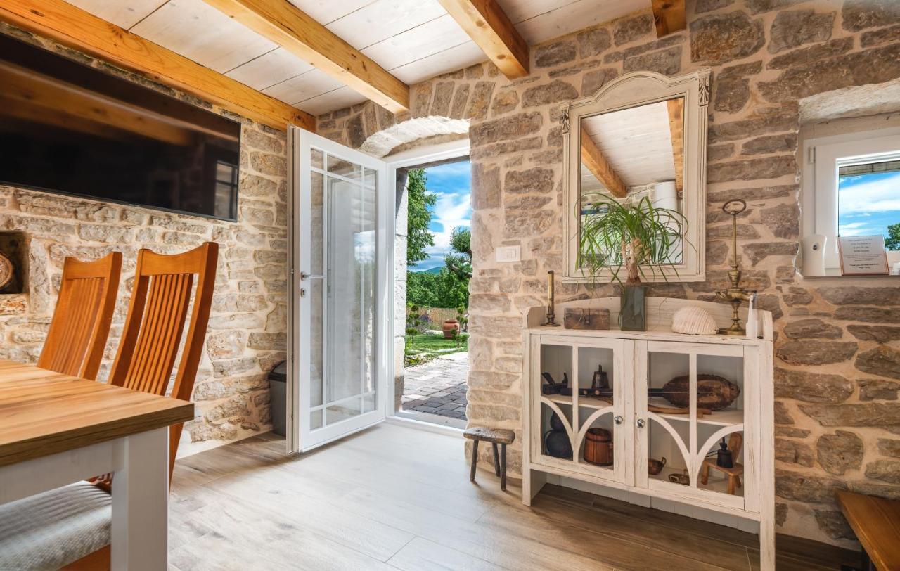 Rustical Holiday Resort Olea Имотски Екстериор снимка