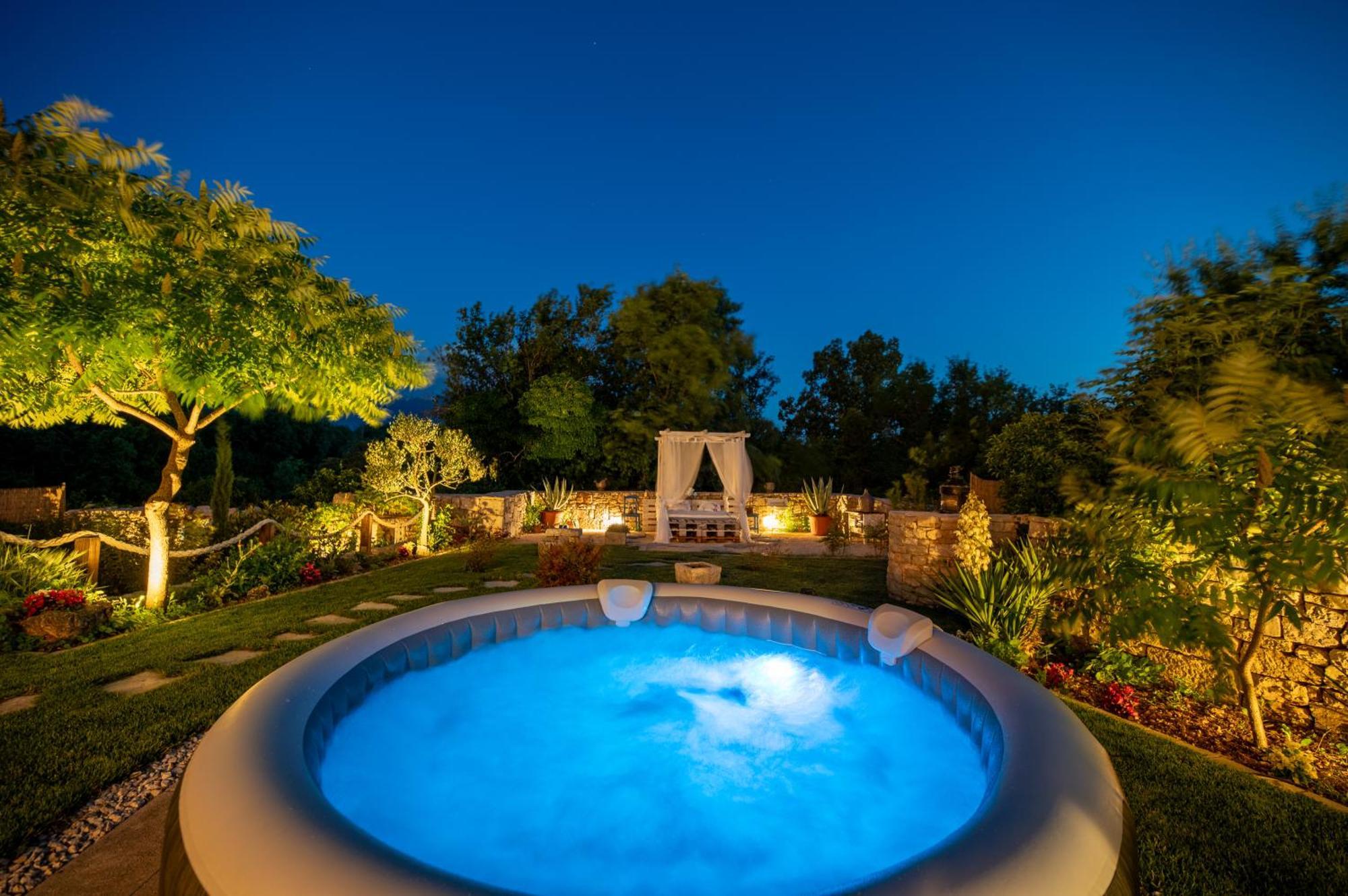 Rustical Holiday Resort Olea Имотски Екстериор снимка