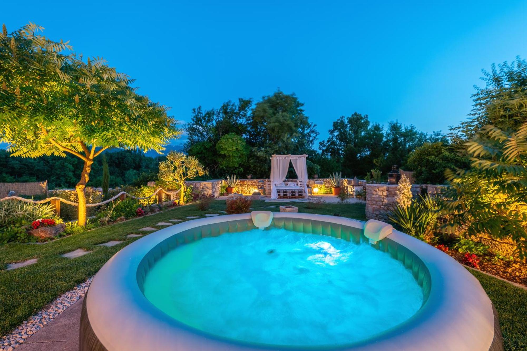 Rustical Holiday Resort Olea Имотски Екстериор снимка
